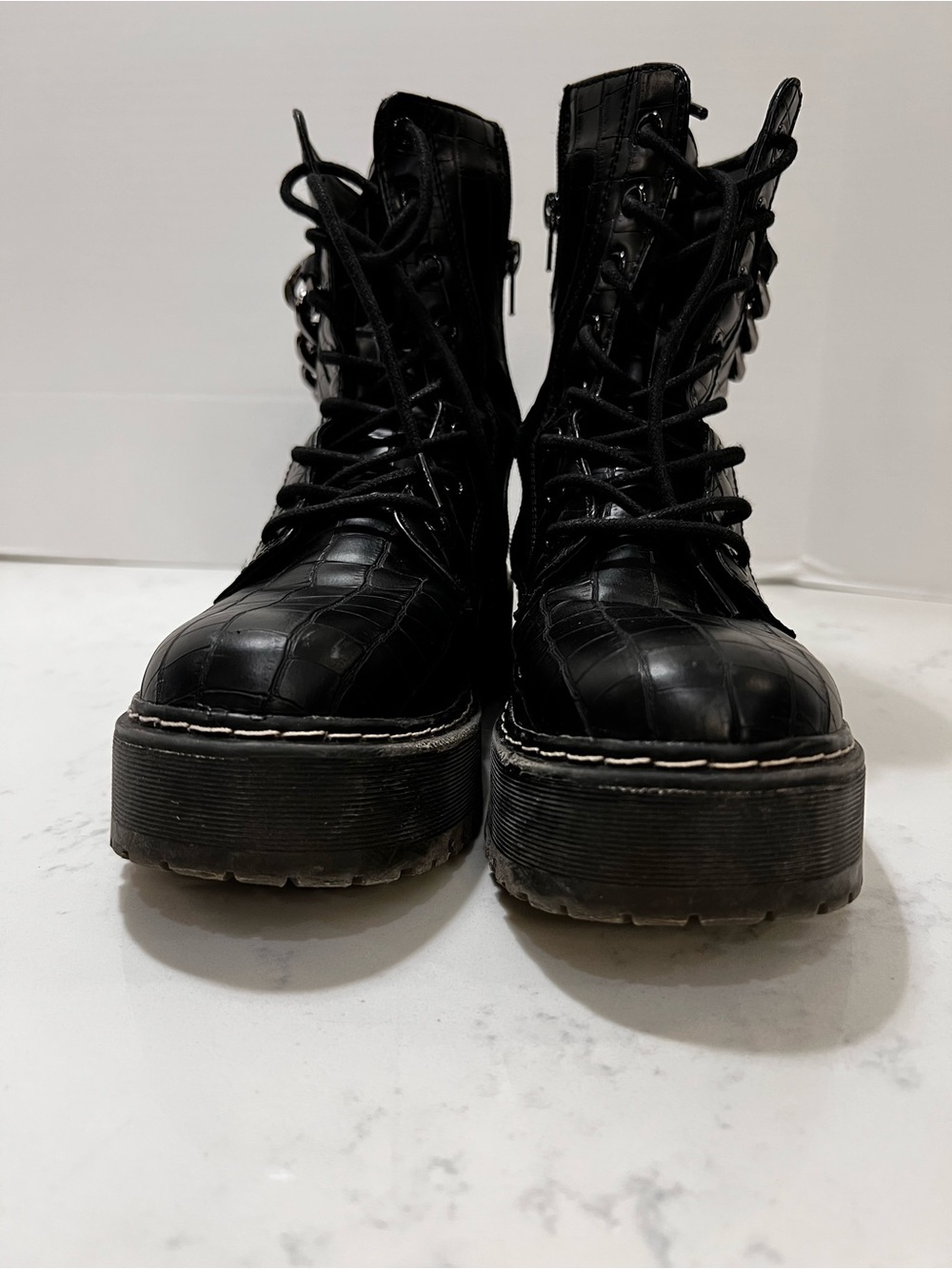UNIONBAY Karlie Black Croc-Embossed Lace-Up Platform Combat Boots with Chain - Picture 7 of 12